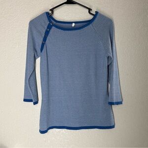 Margaret O’leary 1/4 Sleeve Size Small Blue White Pullover Long Sleeve Top